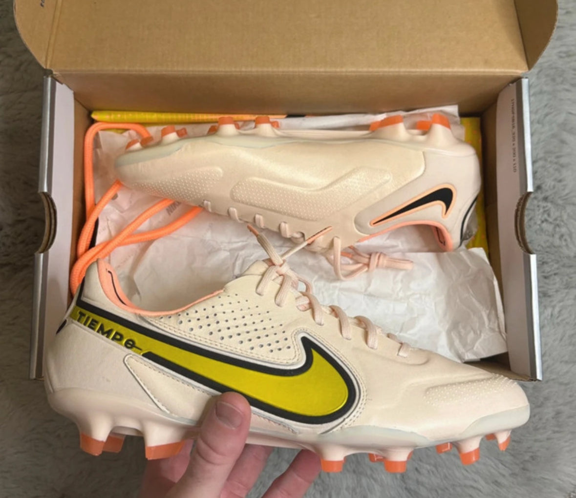 Nike Tiempo Legend 9 Elite FG Football Boots ⚪️⚪️