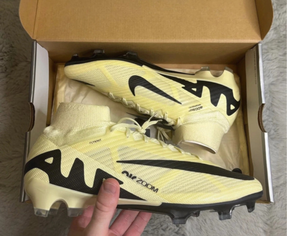 Nike Zoom Superfly 9 Elite FG Football Boots ⚪️⚫️