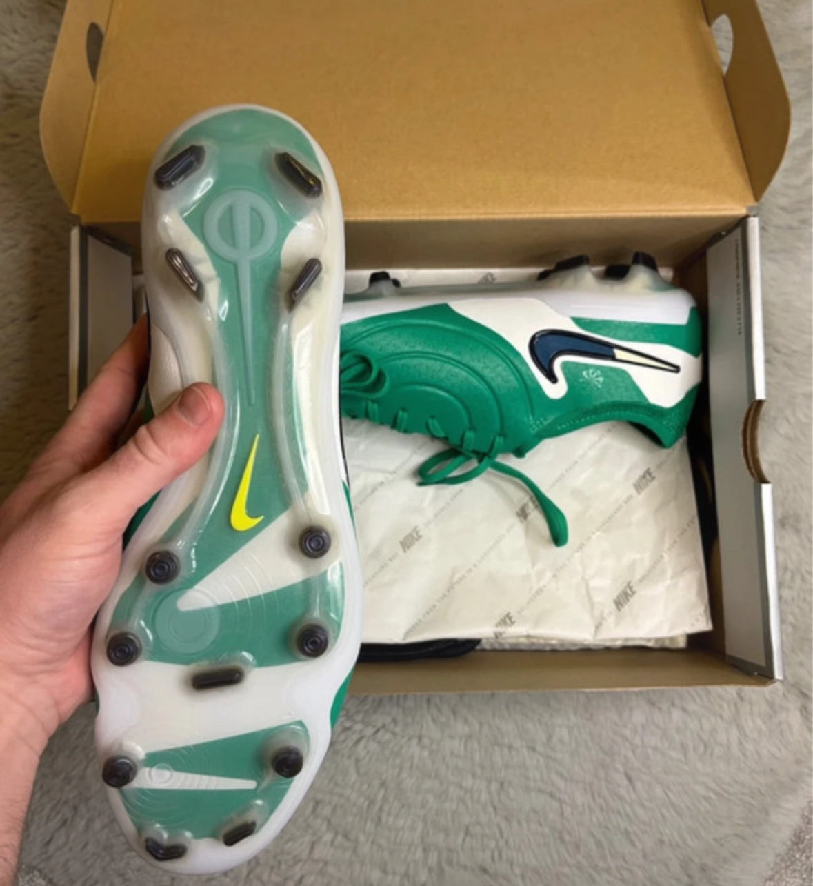 Nike Legend 10 Elite FG LV8 Football Boots ⚪️🟢