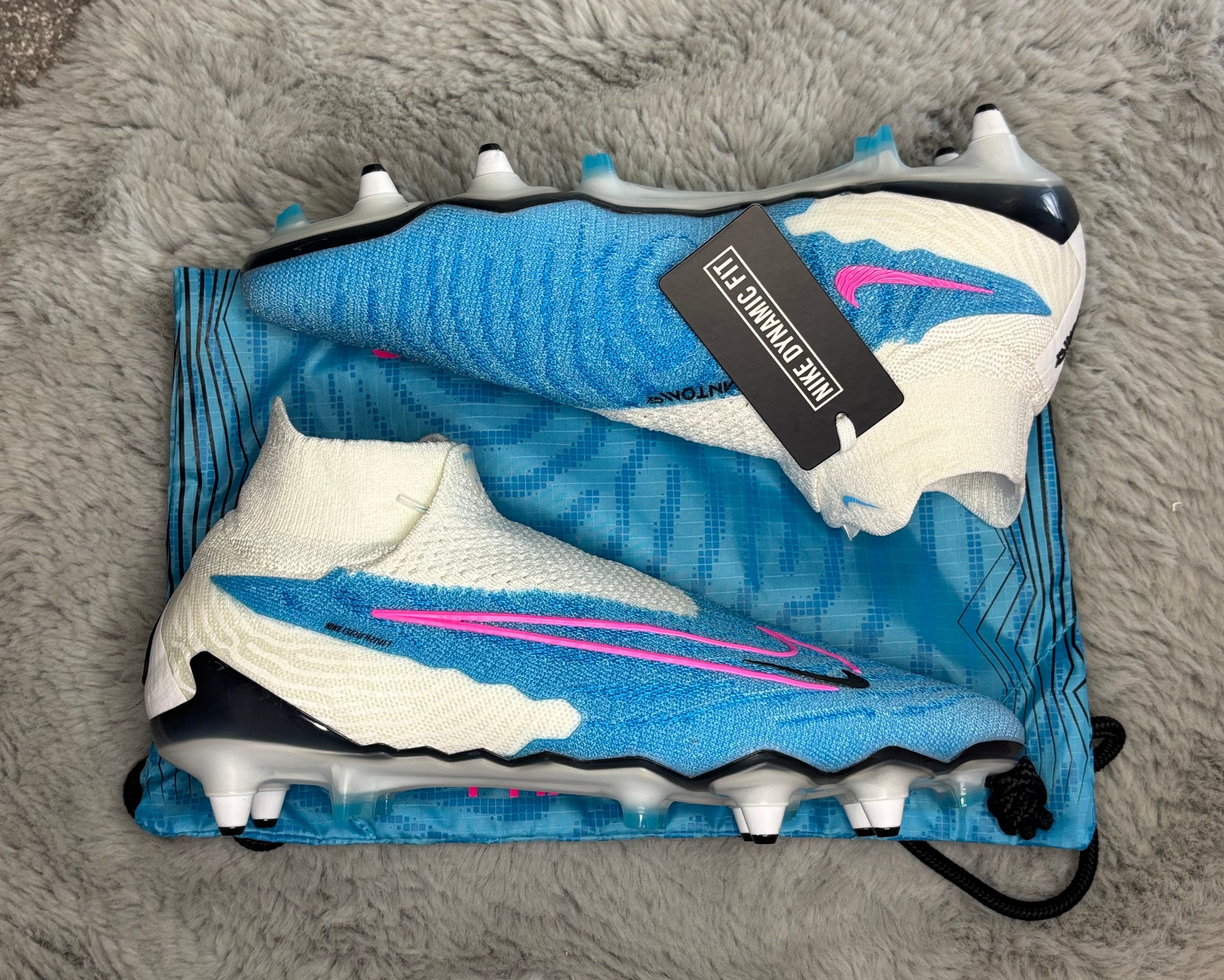 Nike Phantom GX Elite DF SG-PRO AC Football Boots ⚪️🔵